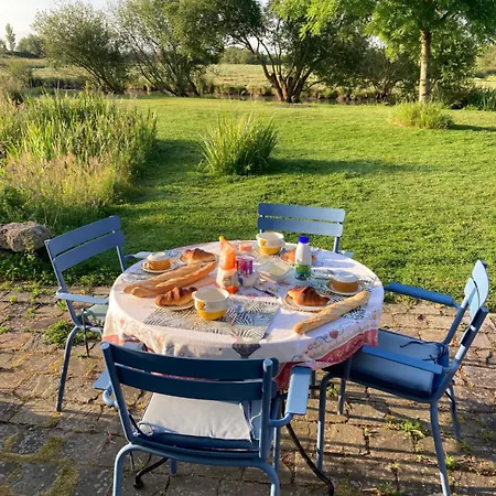 Lantställe Au Coeur Du Marais Breton Bois-de-Cené